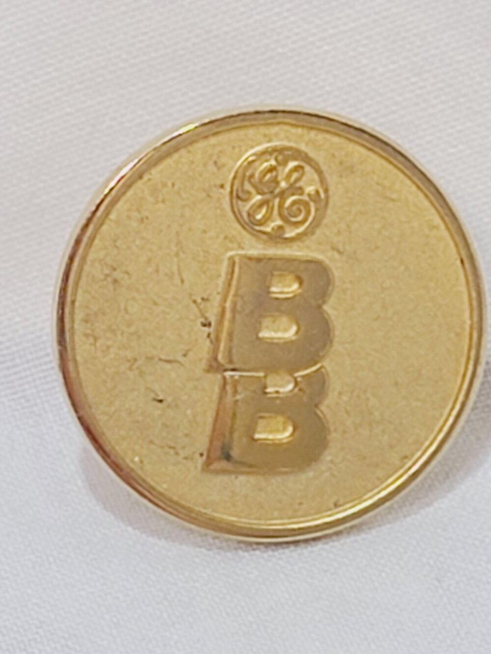 General Electric GE BB Lapel Pin 3/4" Gold tone Vintage